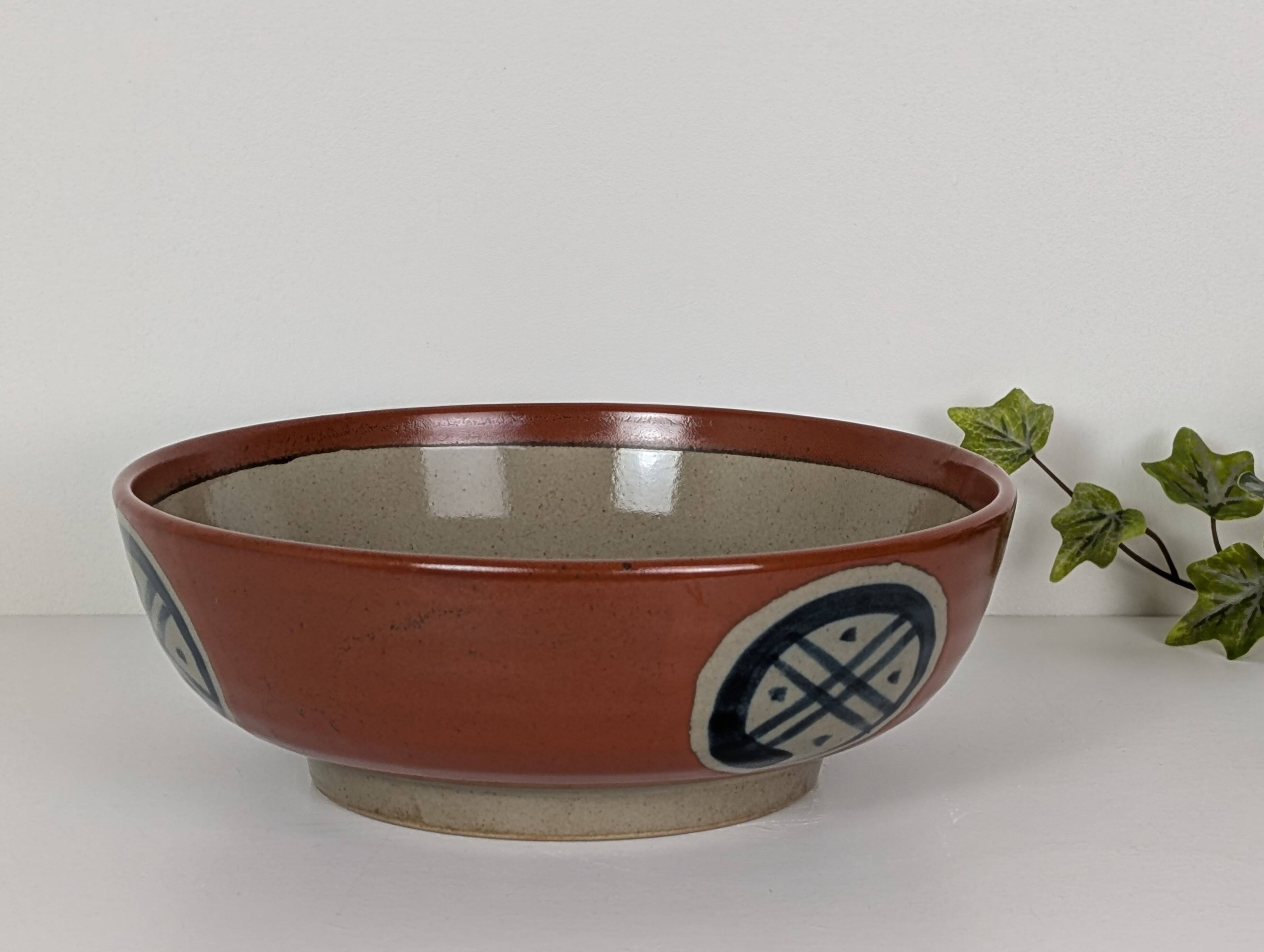 Ceramic salad bowl/cup