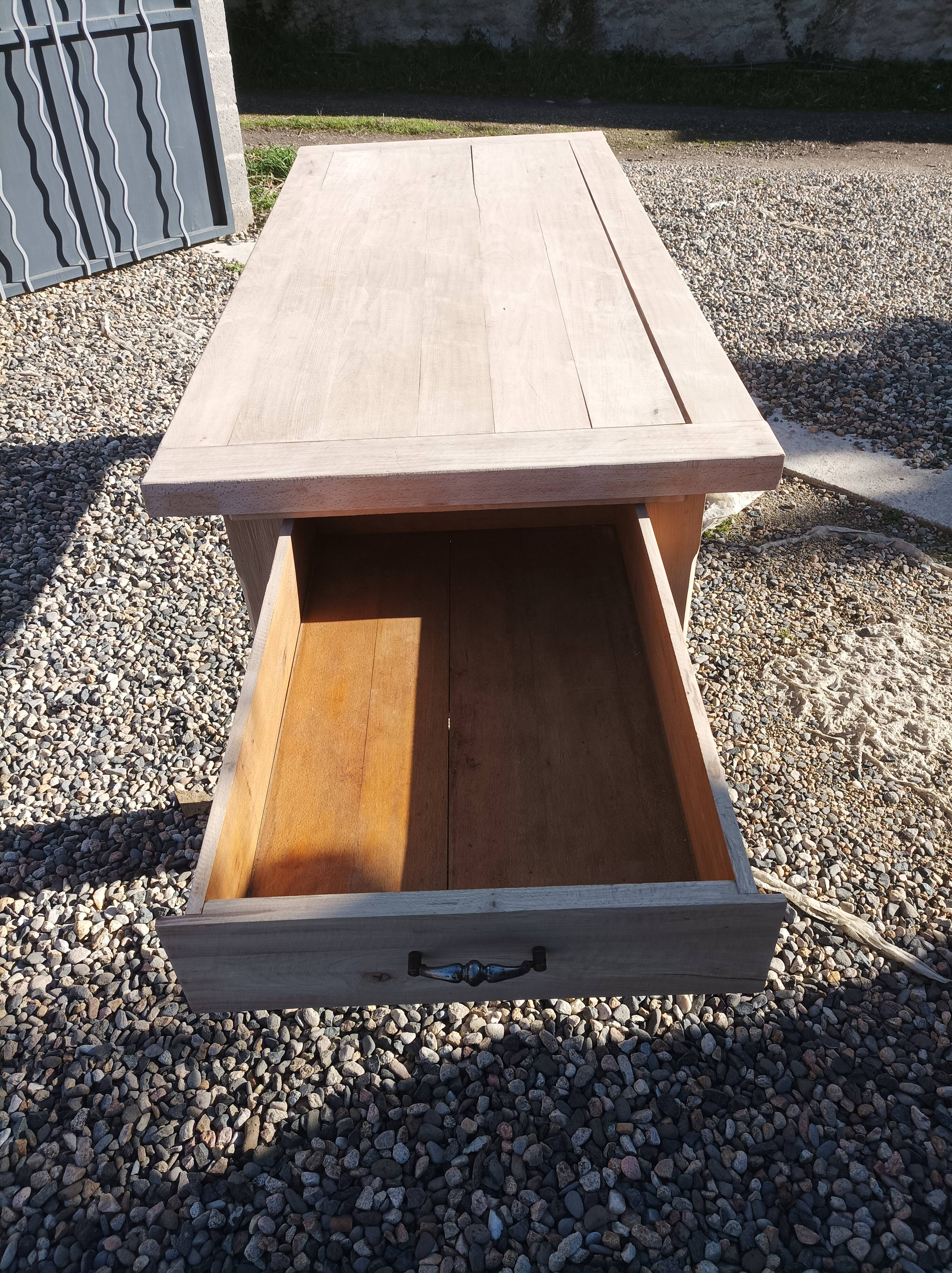 Farmhouse table with drawers