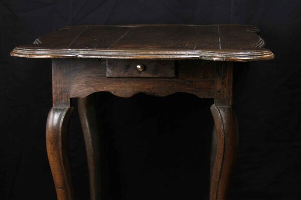Table à jeux Louis XV d'époque quadrilobée