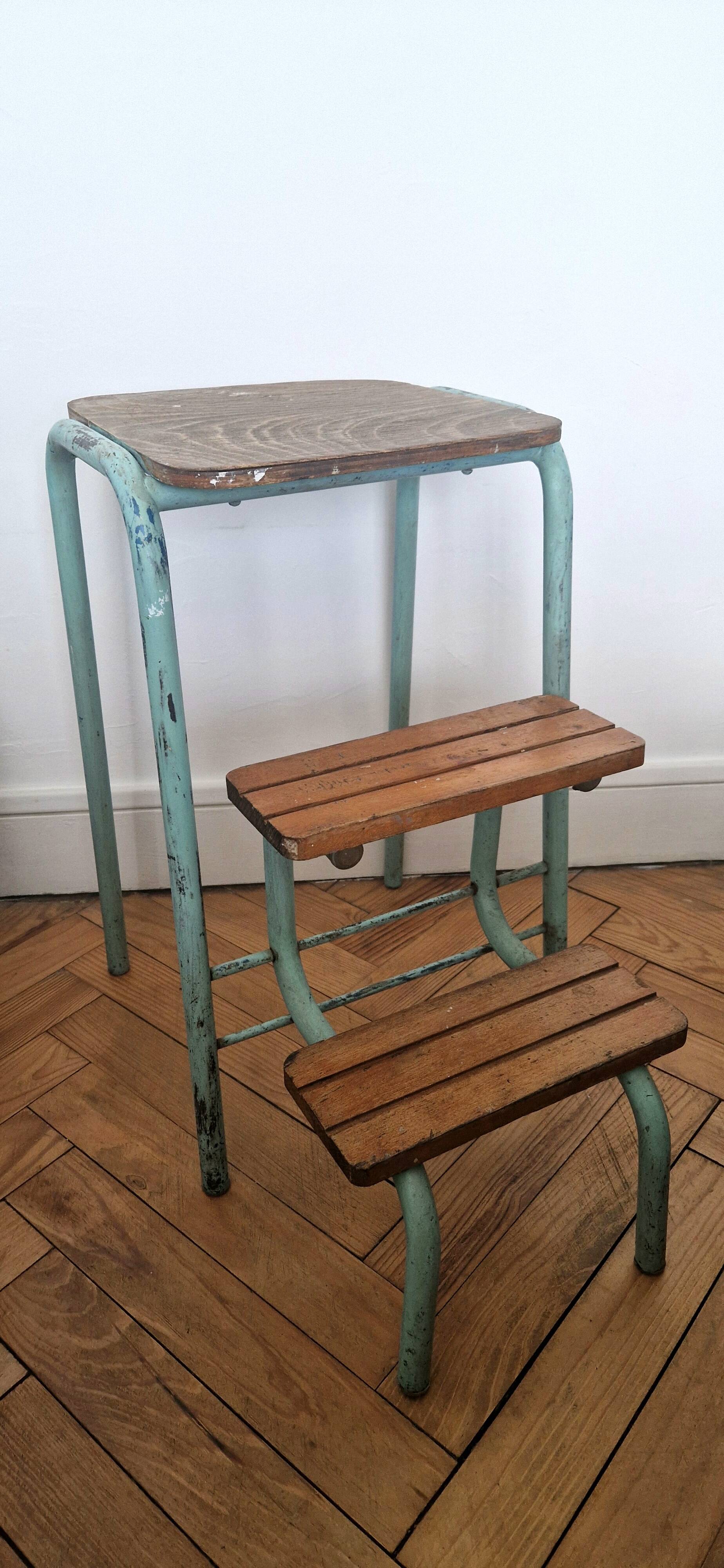 Tabouret escabeau vintage en bois et acier
