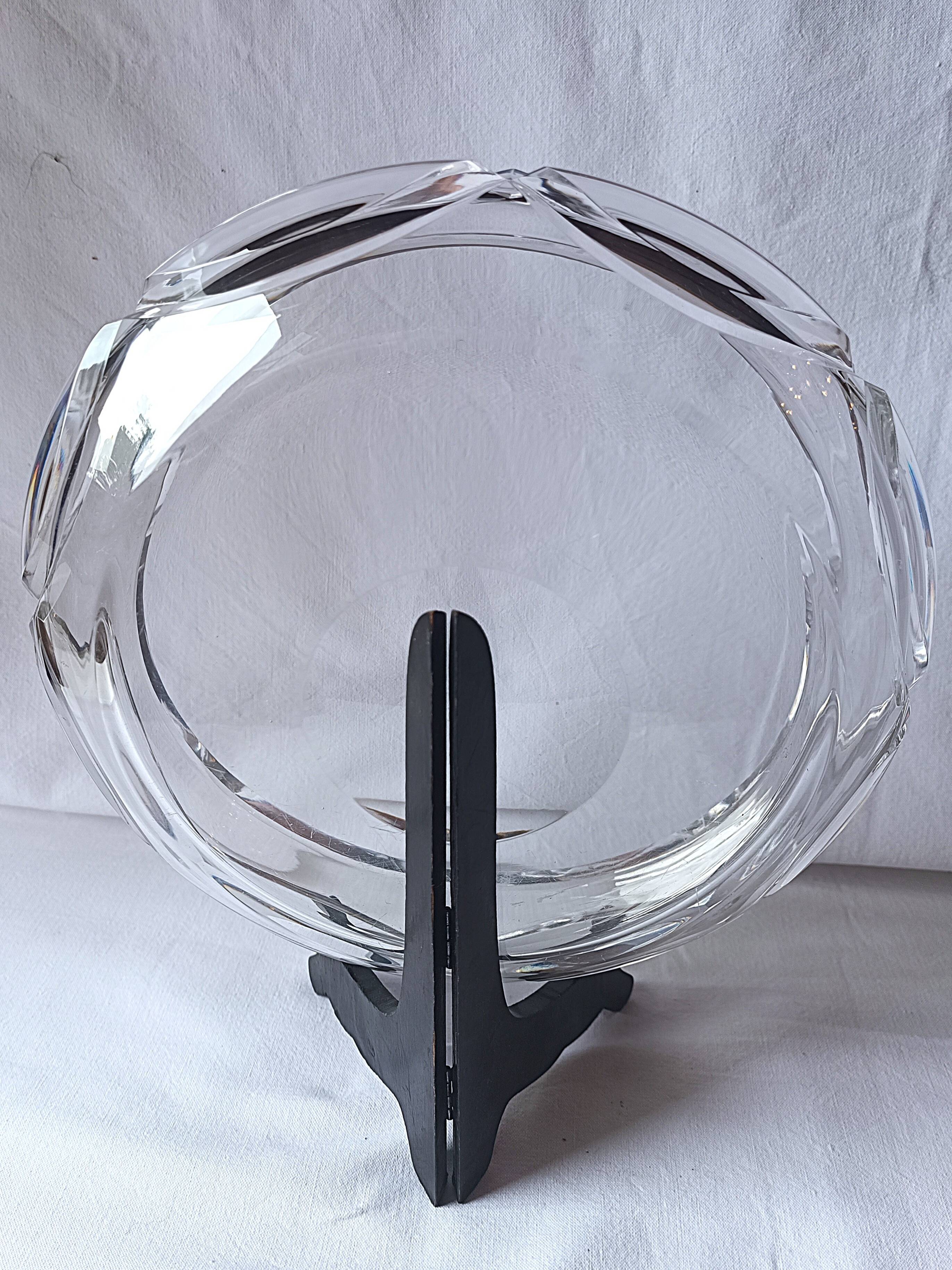 large Baccarat crystal bowl stamped centre plate salad bowl