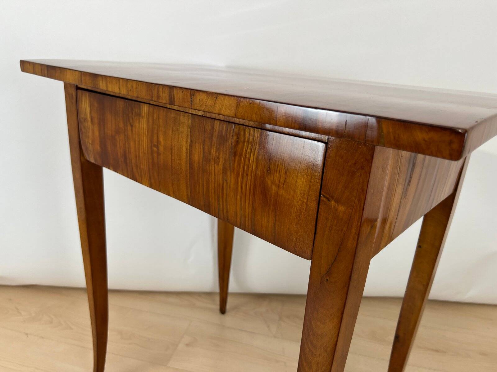 Biedermeier Side Table in Cherrywood, 1820
