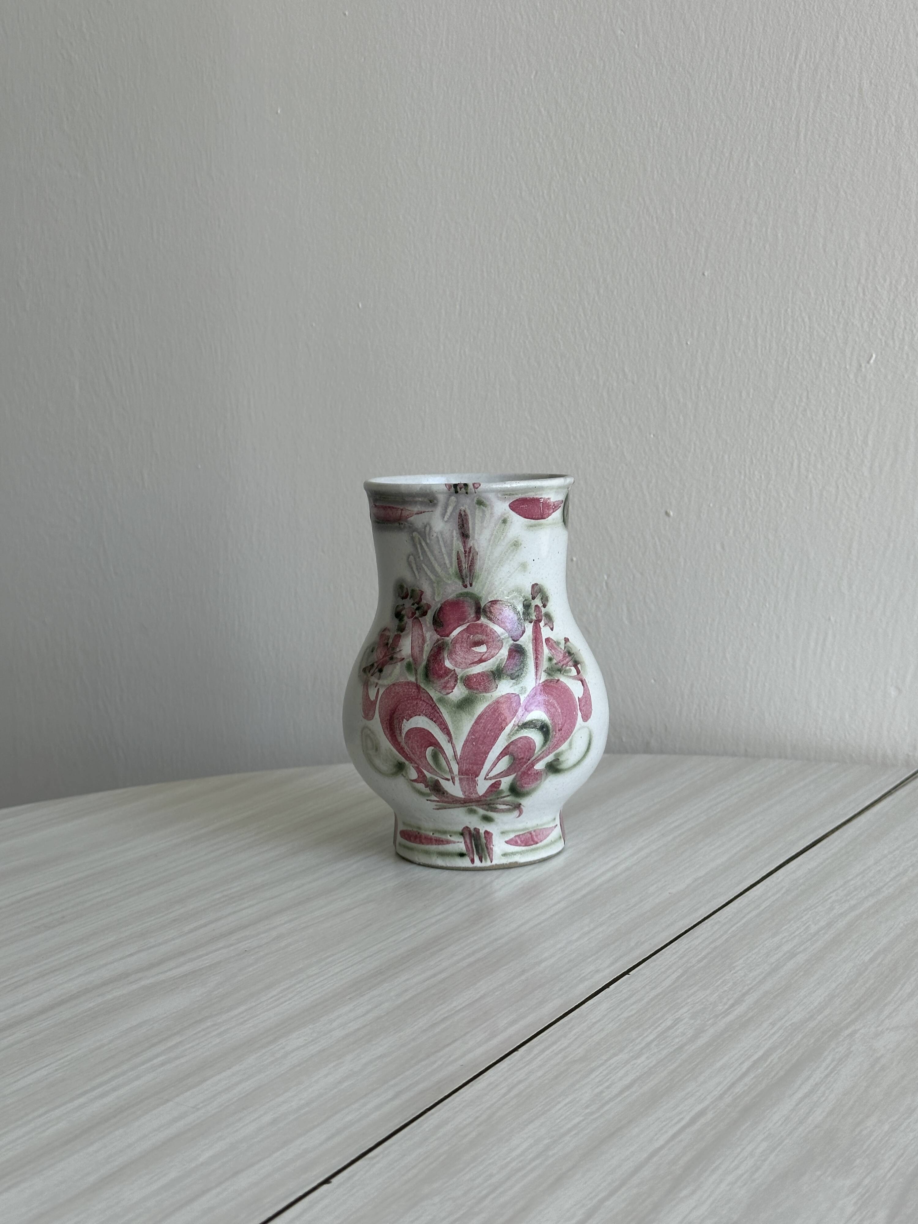 Keraluc Quimper pink vase