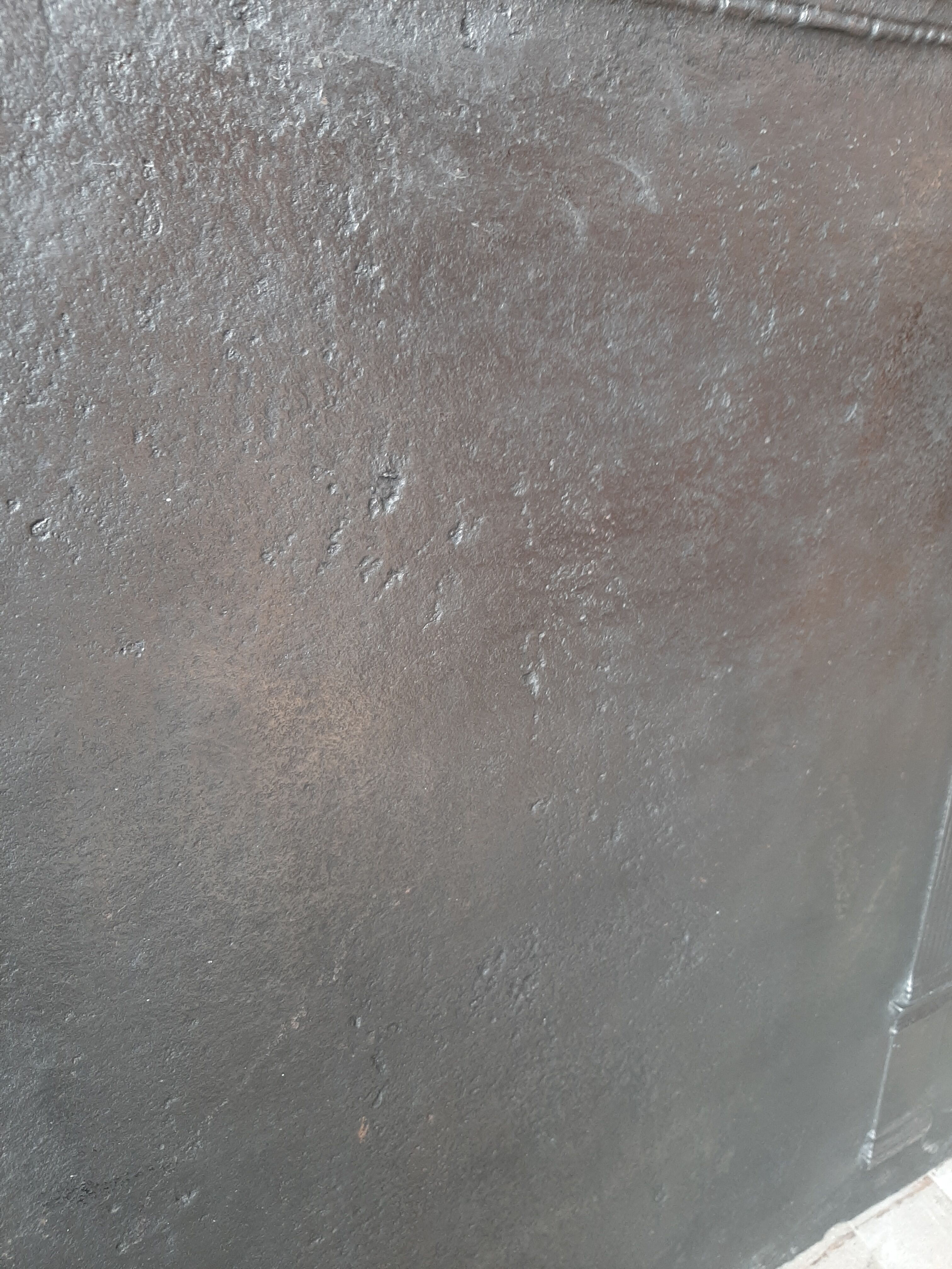 Font chimney plate with Medici column