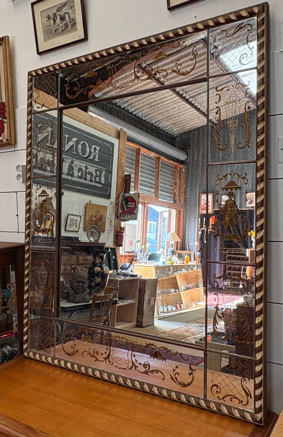 Large antique engraved and gilded wall mirror – Venetian style