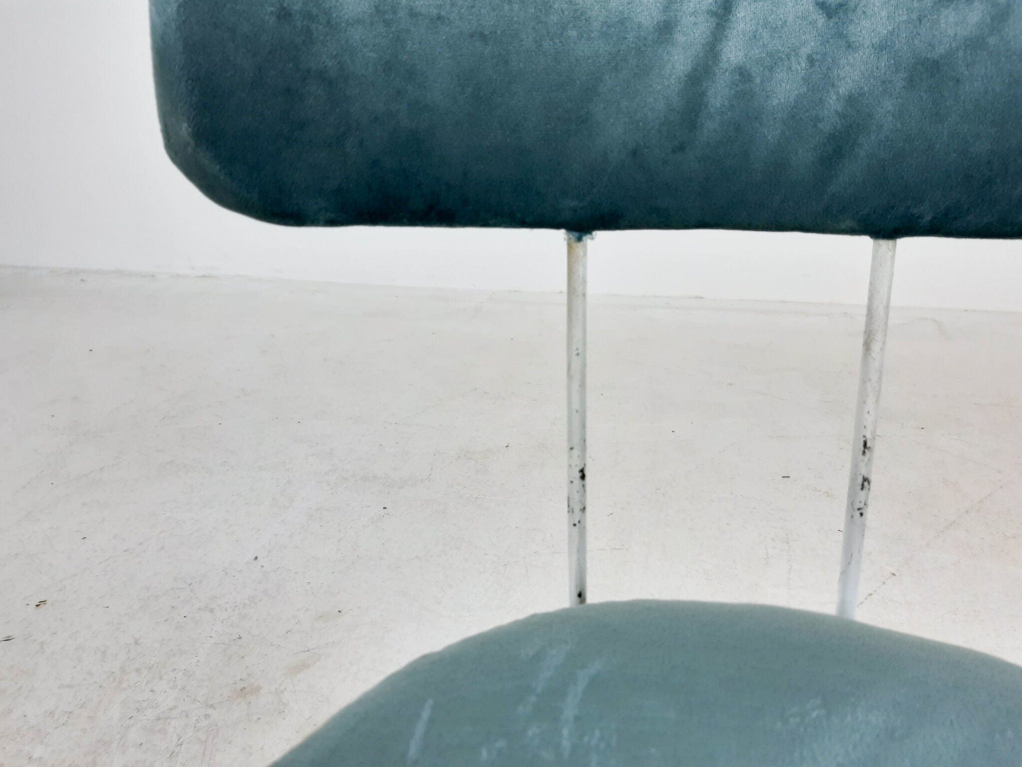 Tabouret métal et velours