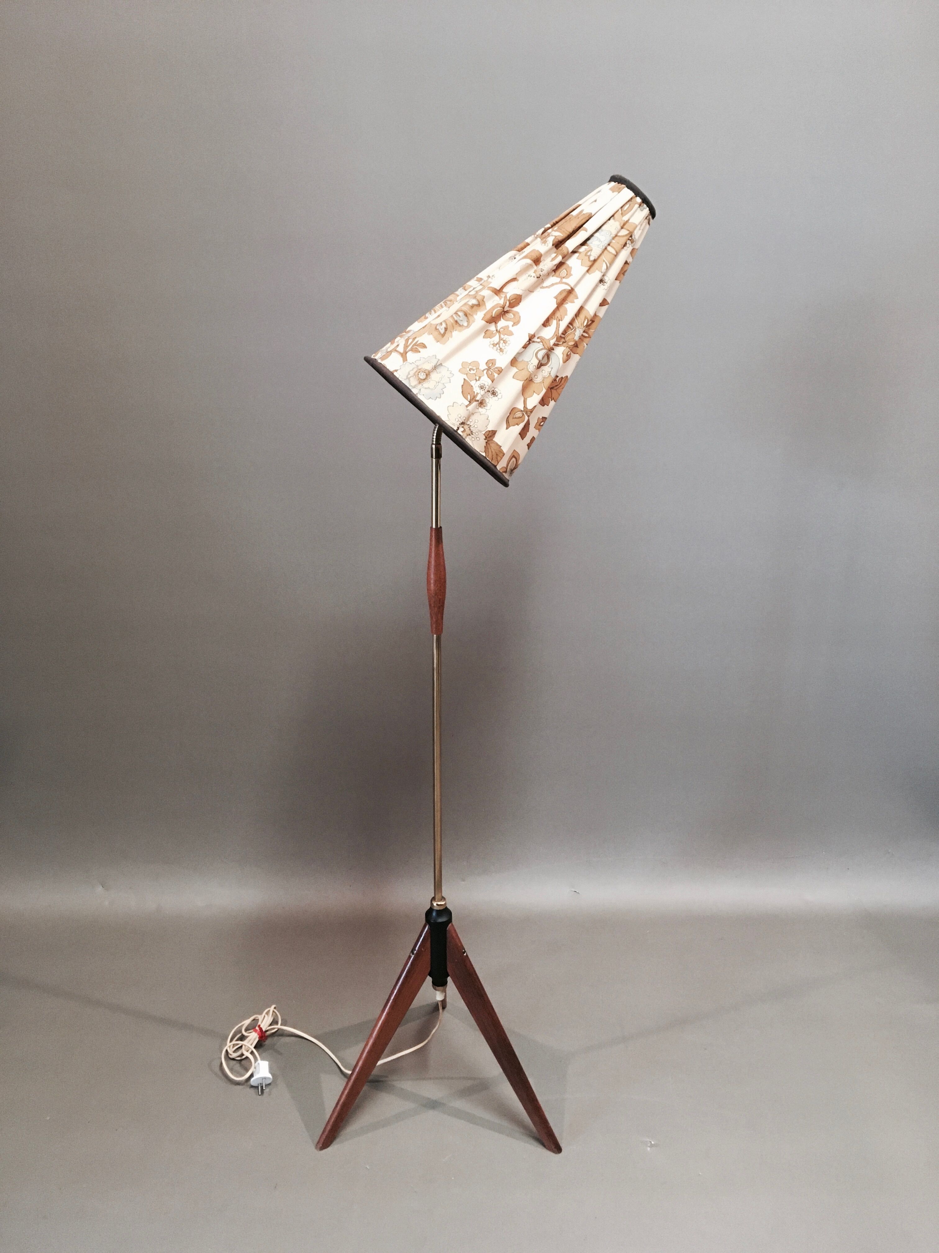 Tripod lamp 1950s