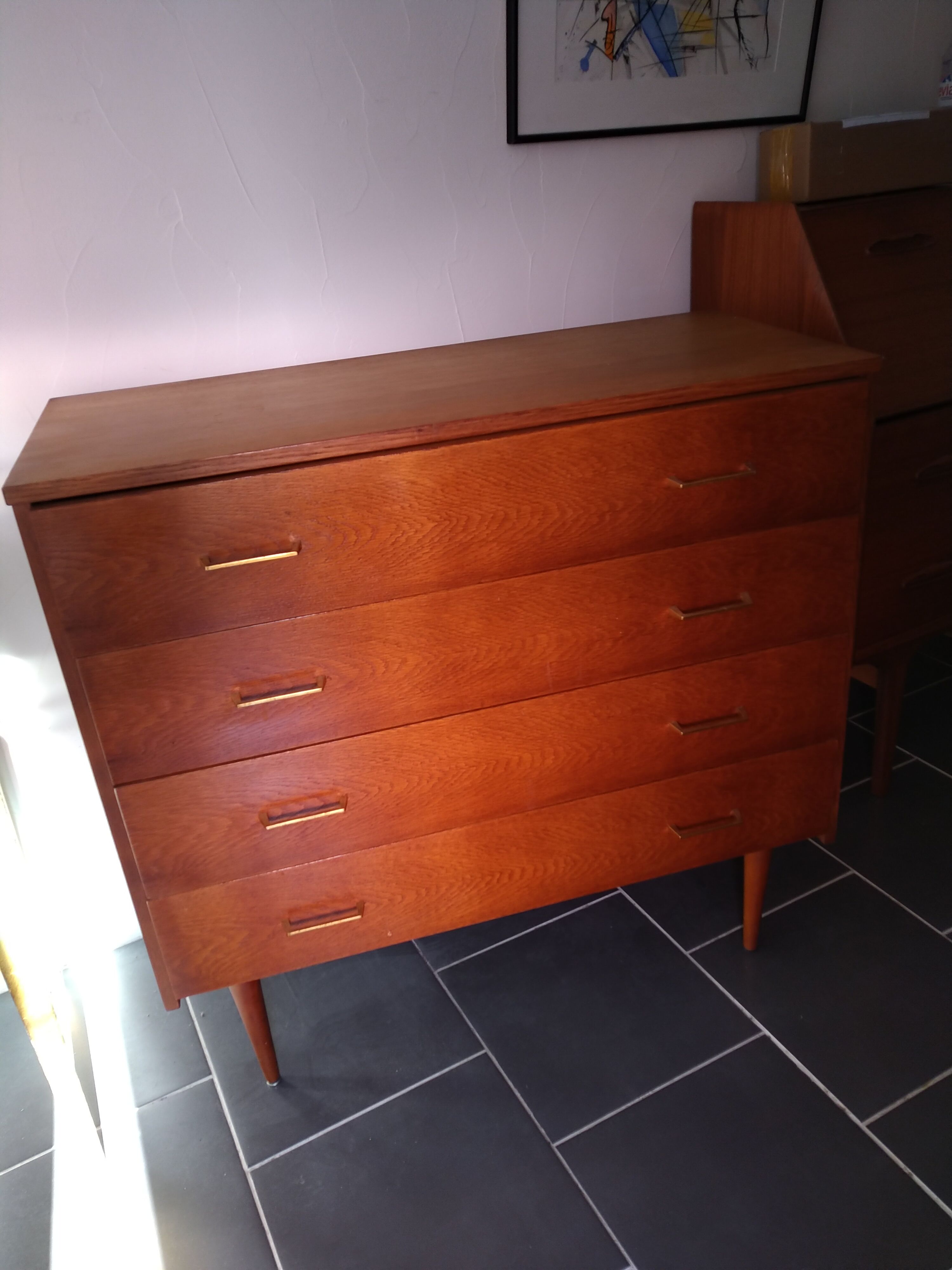 Commode vintage pieds compas