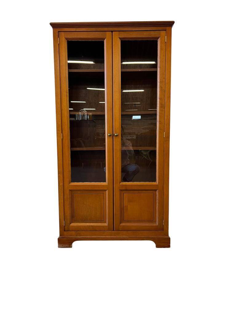 Vitrine en bois vintage / armoire