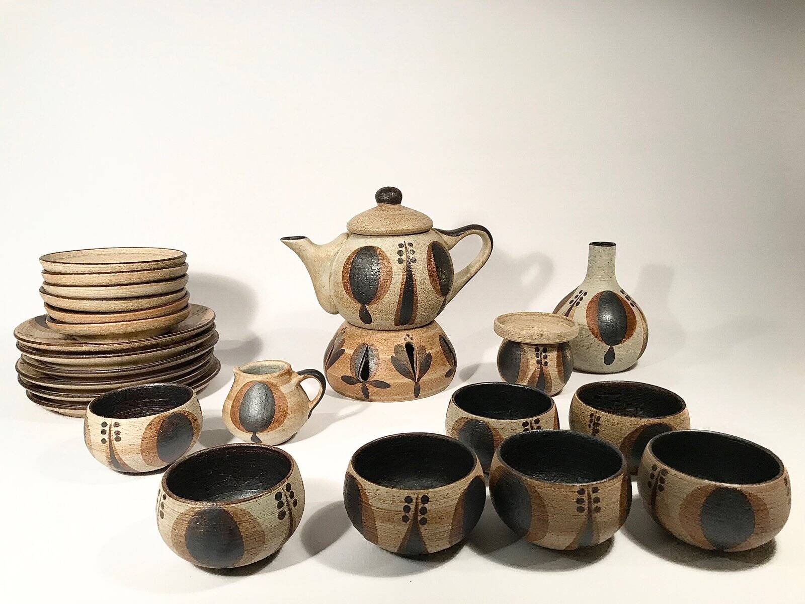 Vintage 24-piece ceramic coffee set from Sgrafo Modern, 1960s, Set of 24