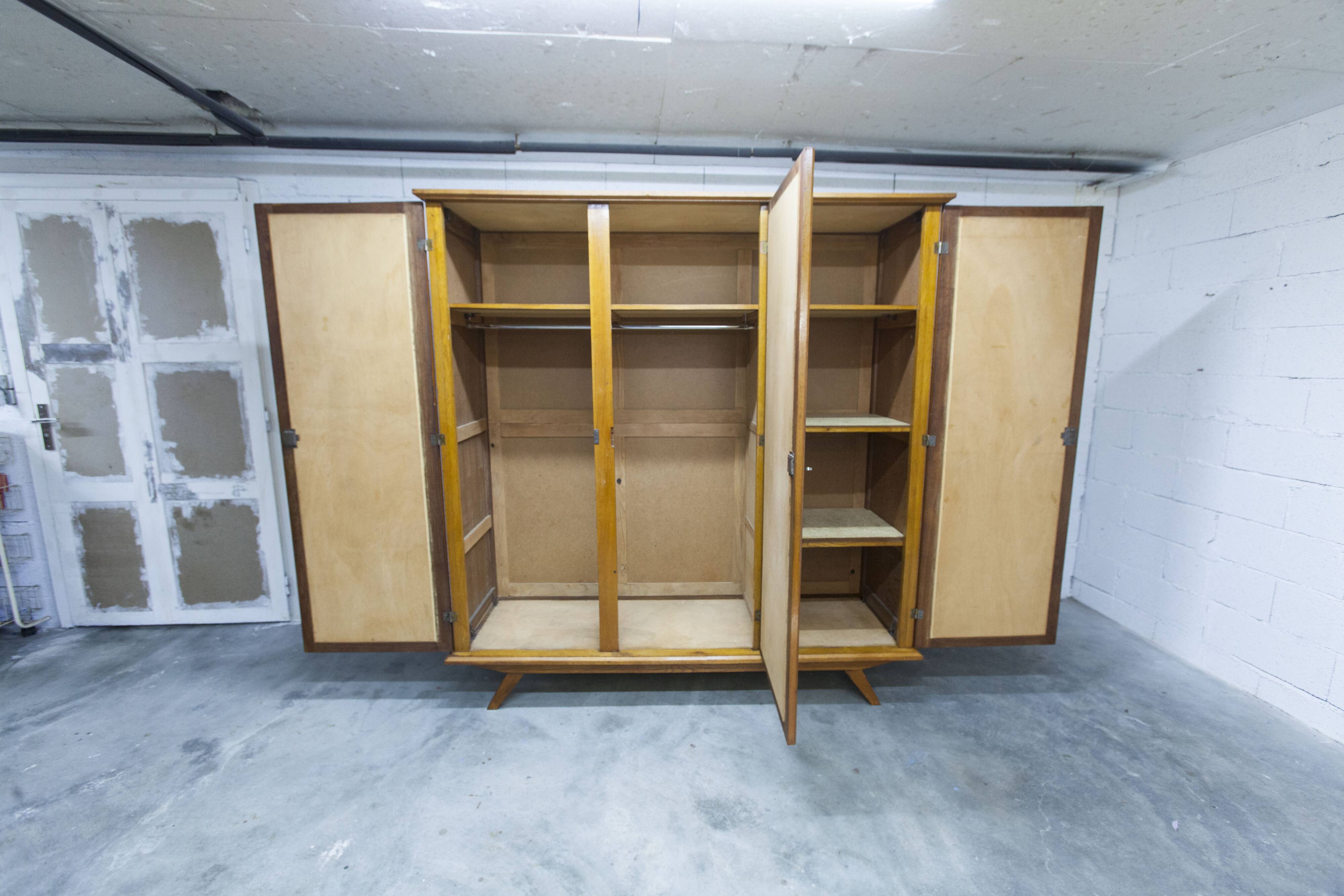 French wardrobe with tapered legs, 3 doors, 120cm hanging rail, new.