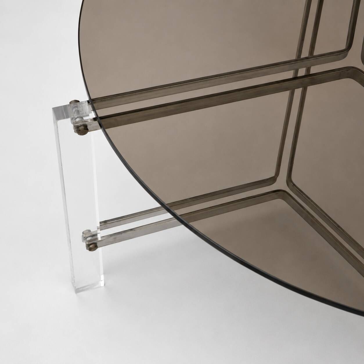 Vintage round coffee table in smoked glass and plexiglass – 1970s
