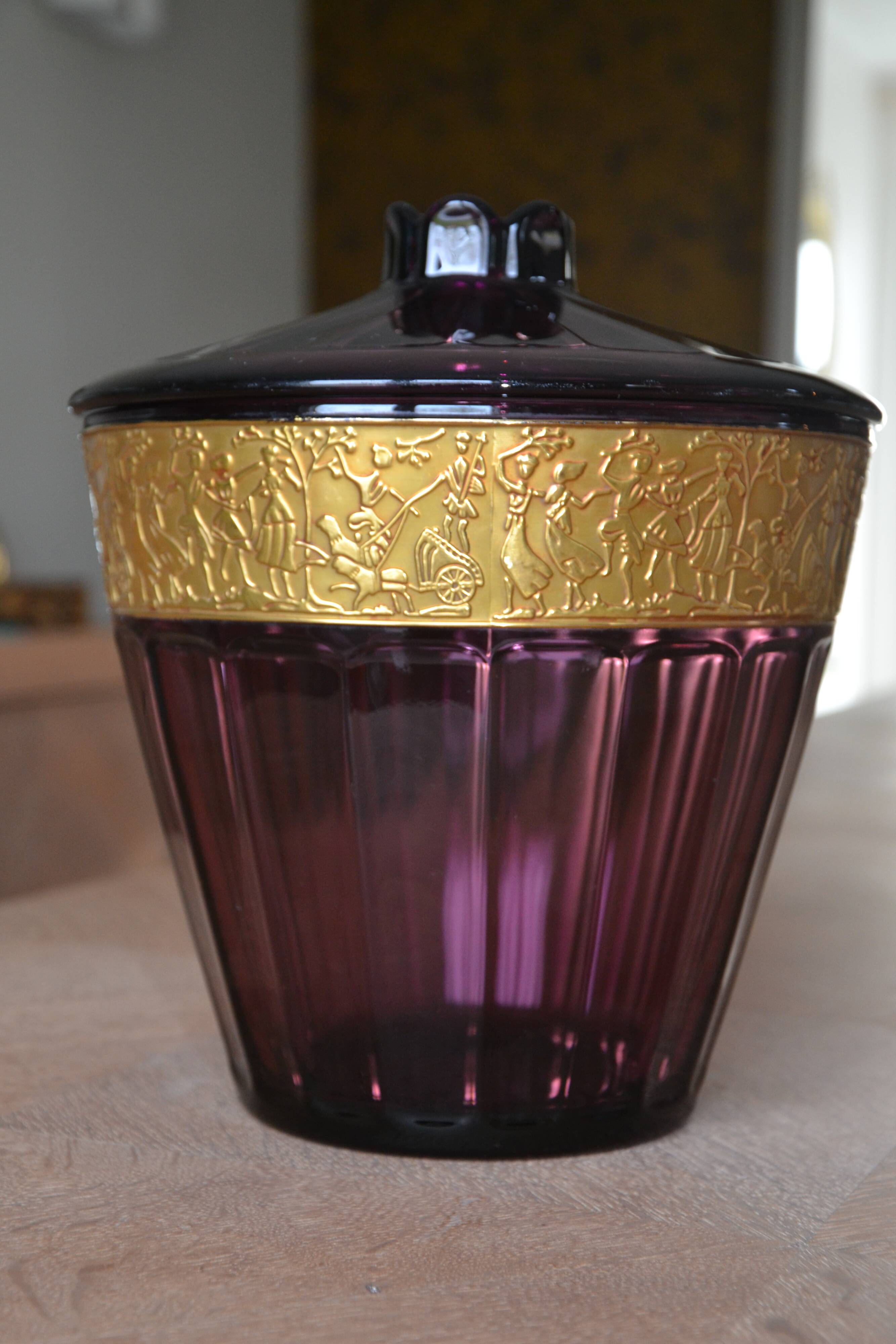 Large ornamental punch bowl/Art Deco pot Amethyst August Walther
