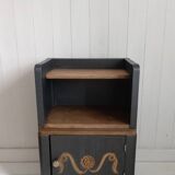 Bedside table / Side table