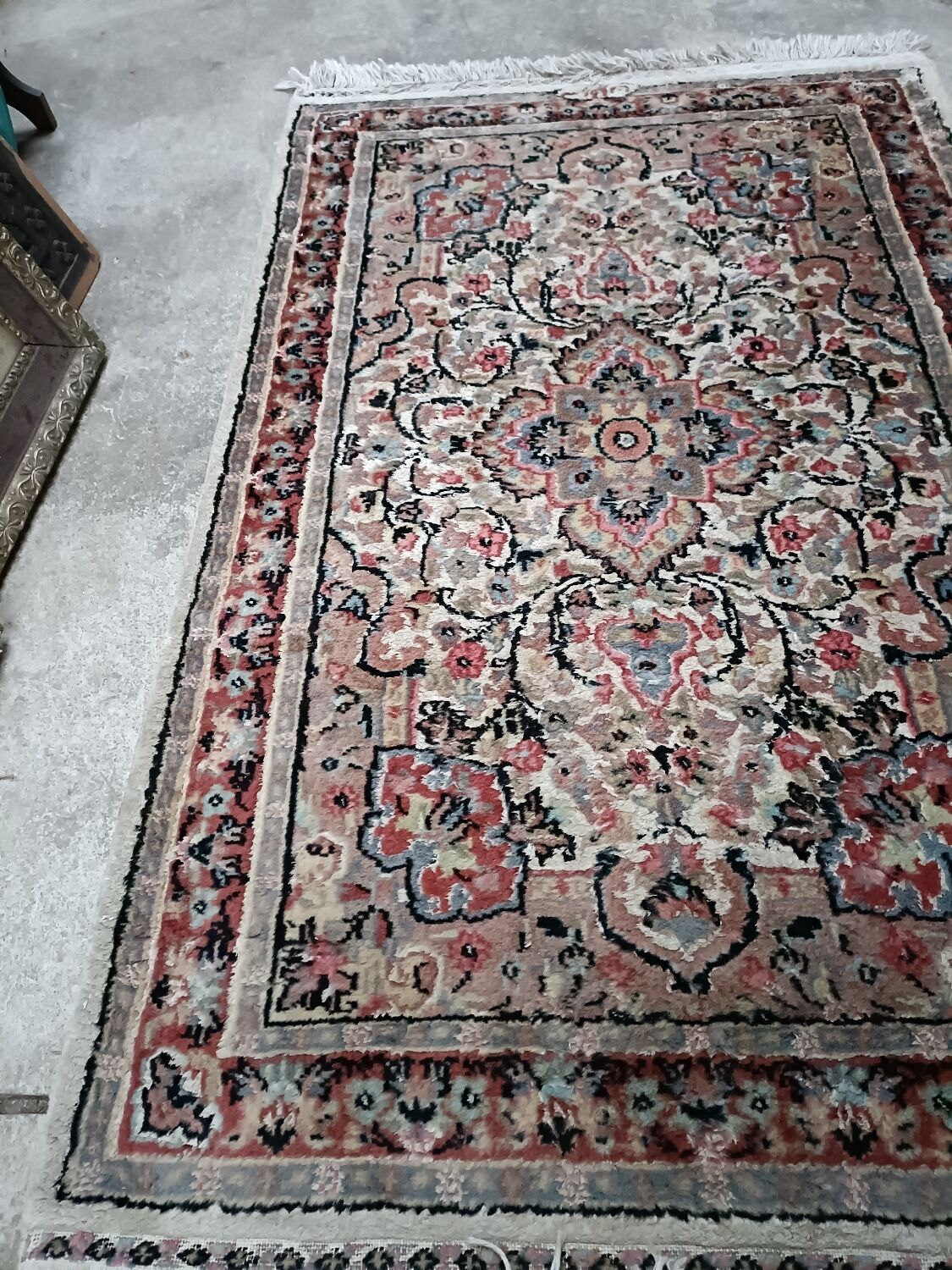 Handmade wool rugs, Pakistan