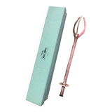 Ice cube tongs