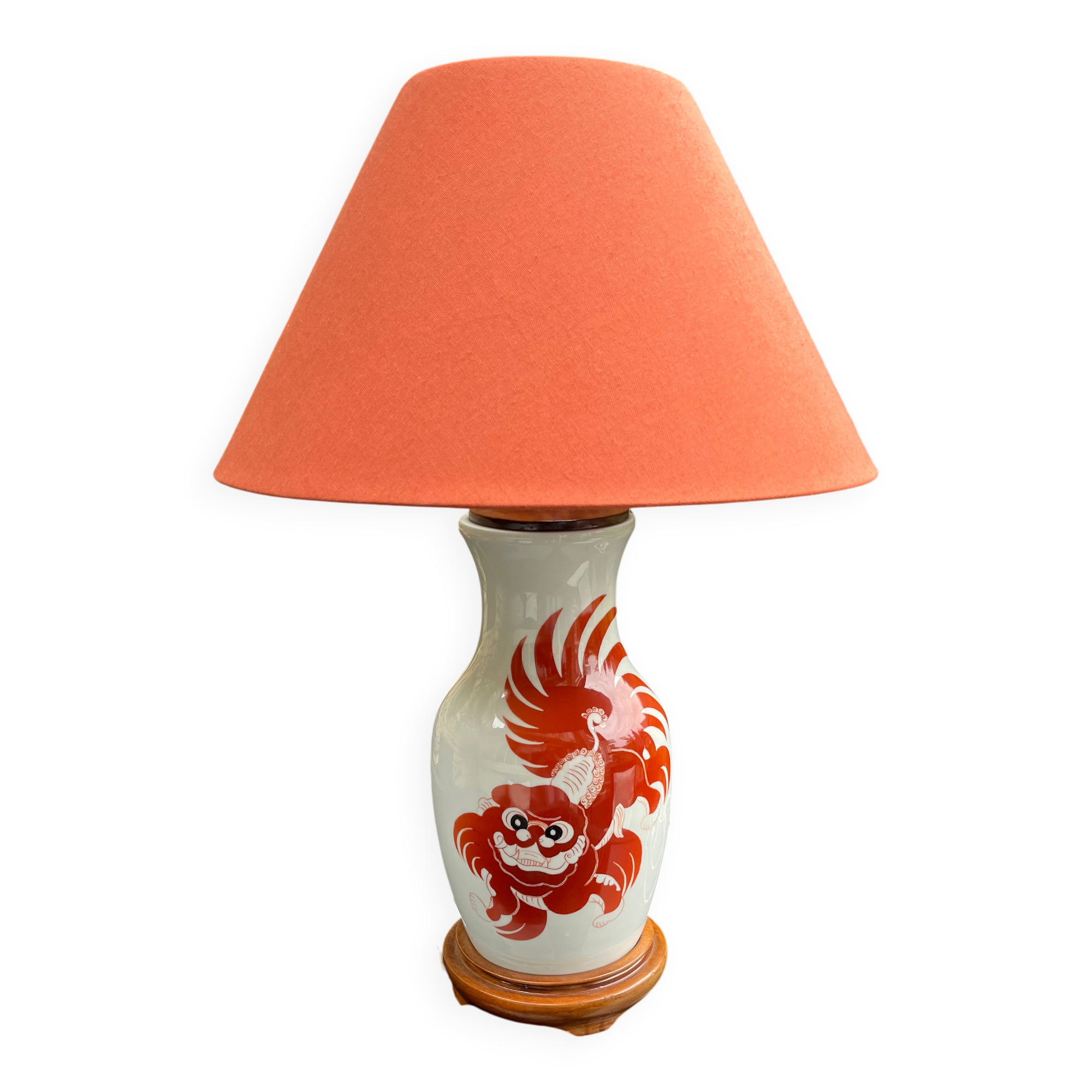 Porcelain table lamp