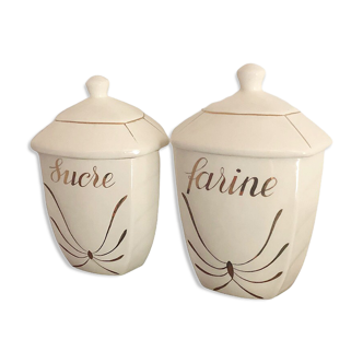 Duo of pots in faience