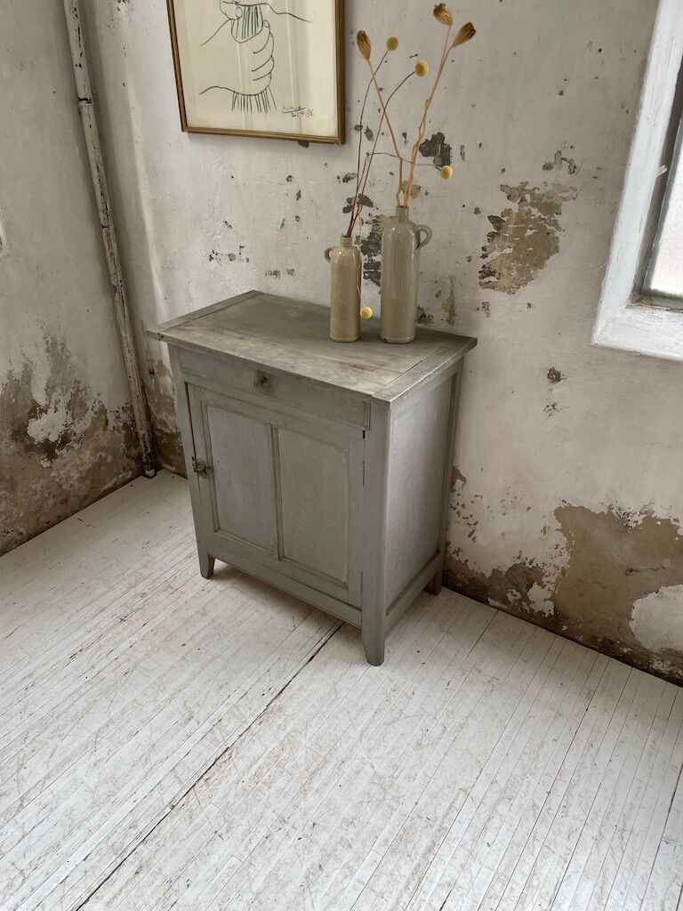 Confectioner furniture loom gray blue