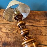Wooden foot table lamp
