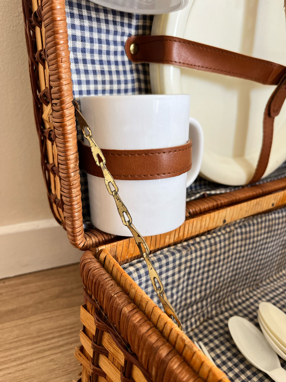 Vintage picnic basket