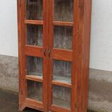 Armoire vitrée en bois