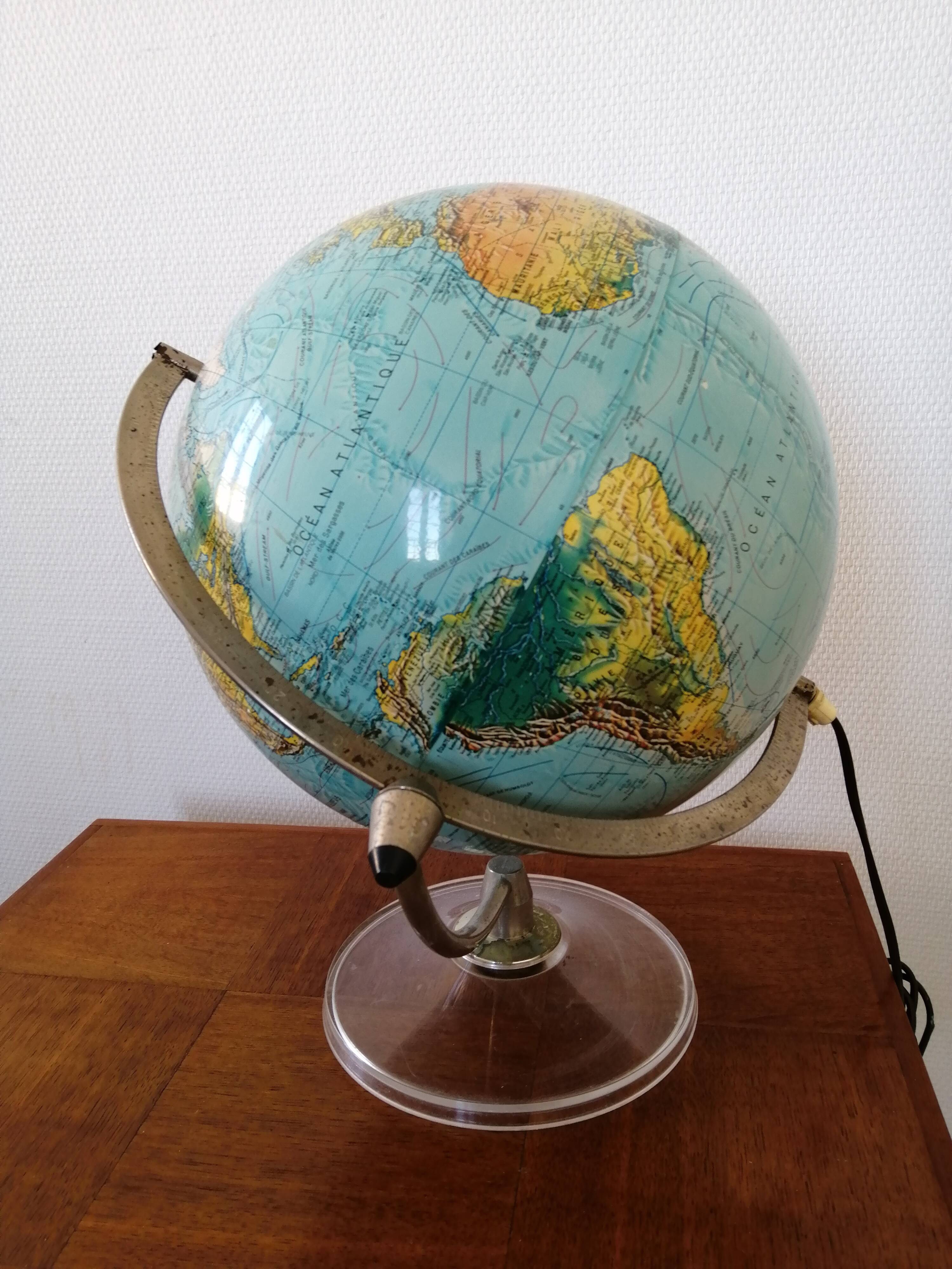 Luminous terrestrial globe scan globe Denmark 1972