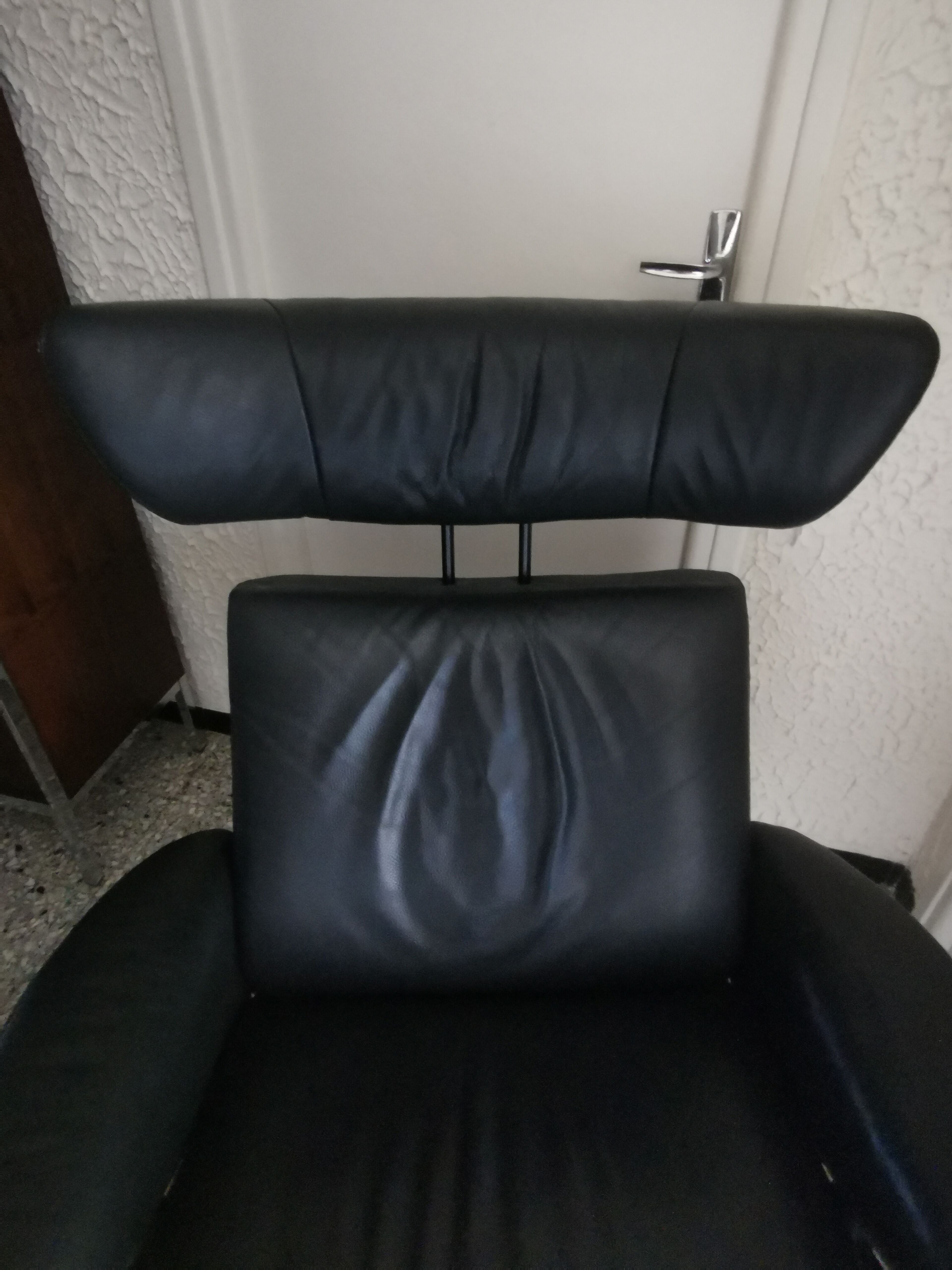 Stressless chair ekorness jazz grained leather and his foot rests