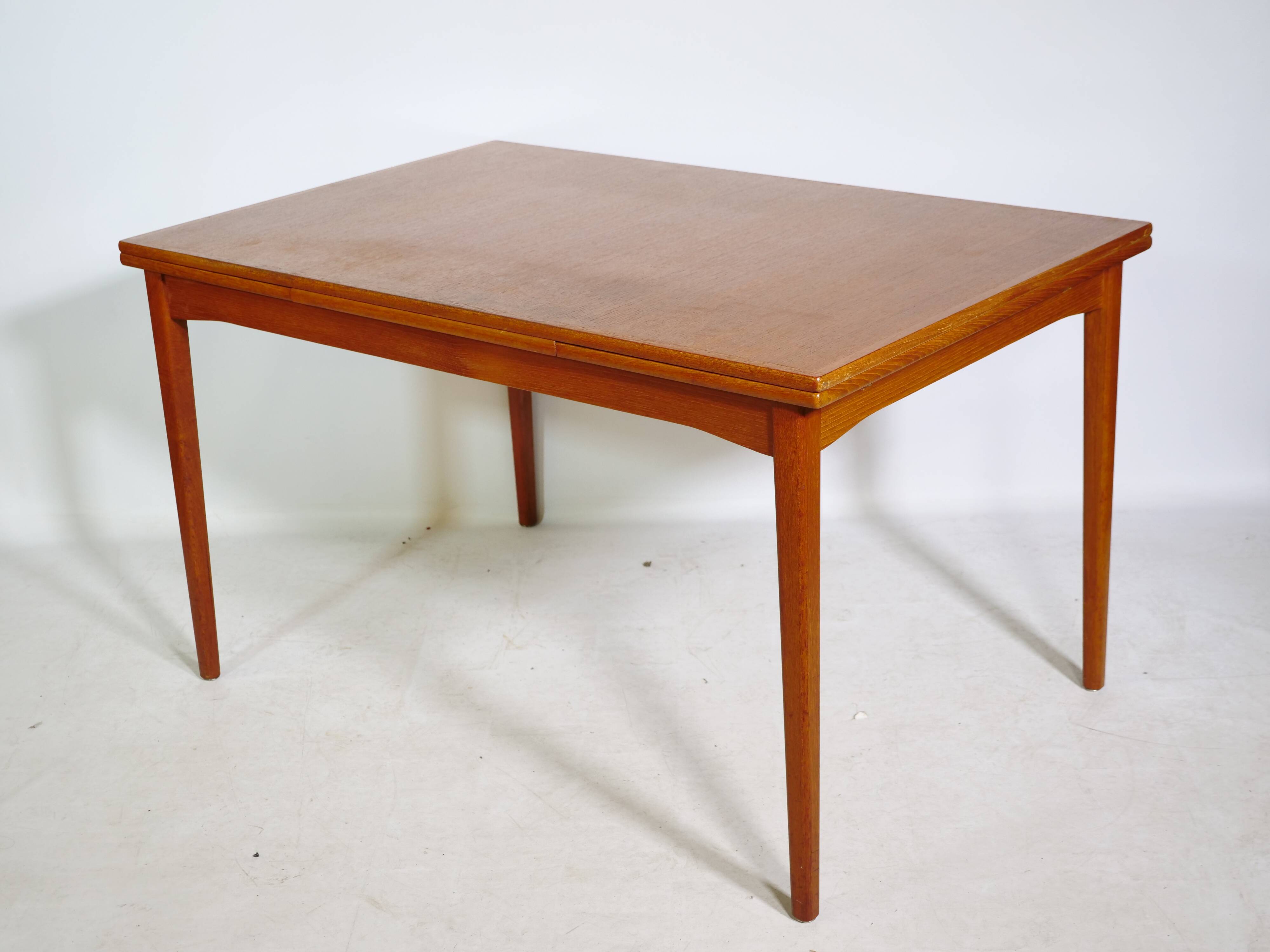 Mid-Century Teak Dining Table from Denmark, Extendable, 1960s
