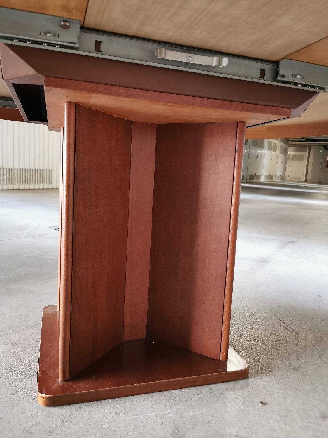 Vintage Italian extending table