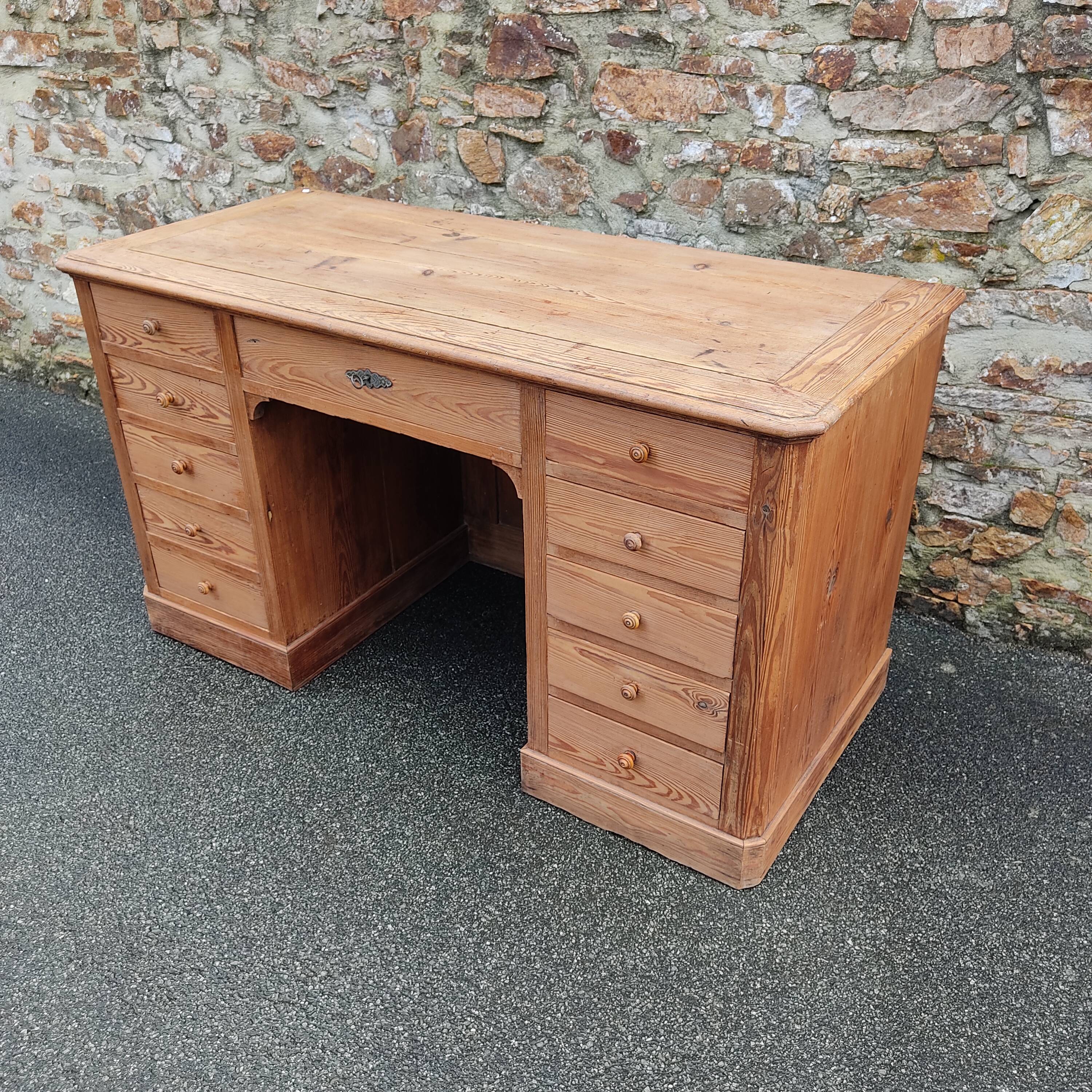 Desk/Furniture of trade