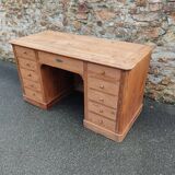 Desk/Furniture of trade