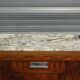 Ancien buffet en chêne et marbre, époque et style Art Déco