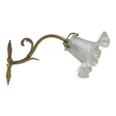 Swan neck wall light in gilded brass and glass