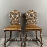 Paire de chaises en bois sculpté, fin XIXe siècle