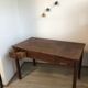Bureau colonial années 50 en palissandre de Madagascar