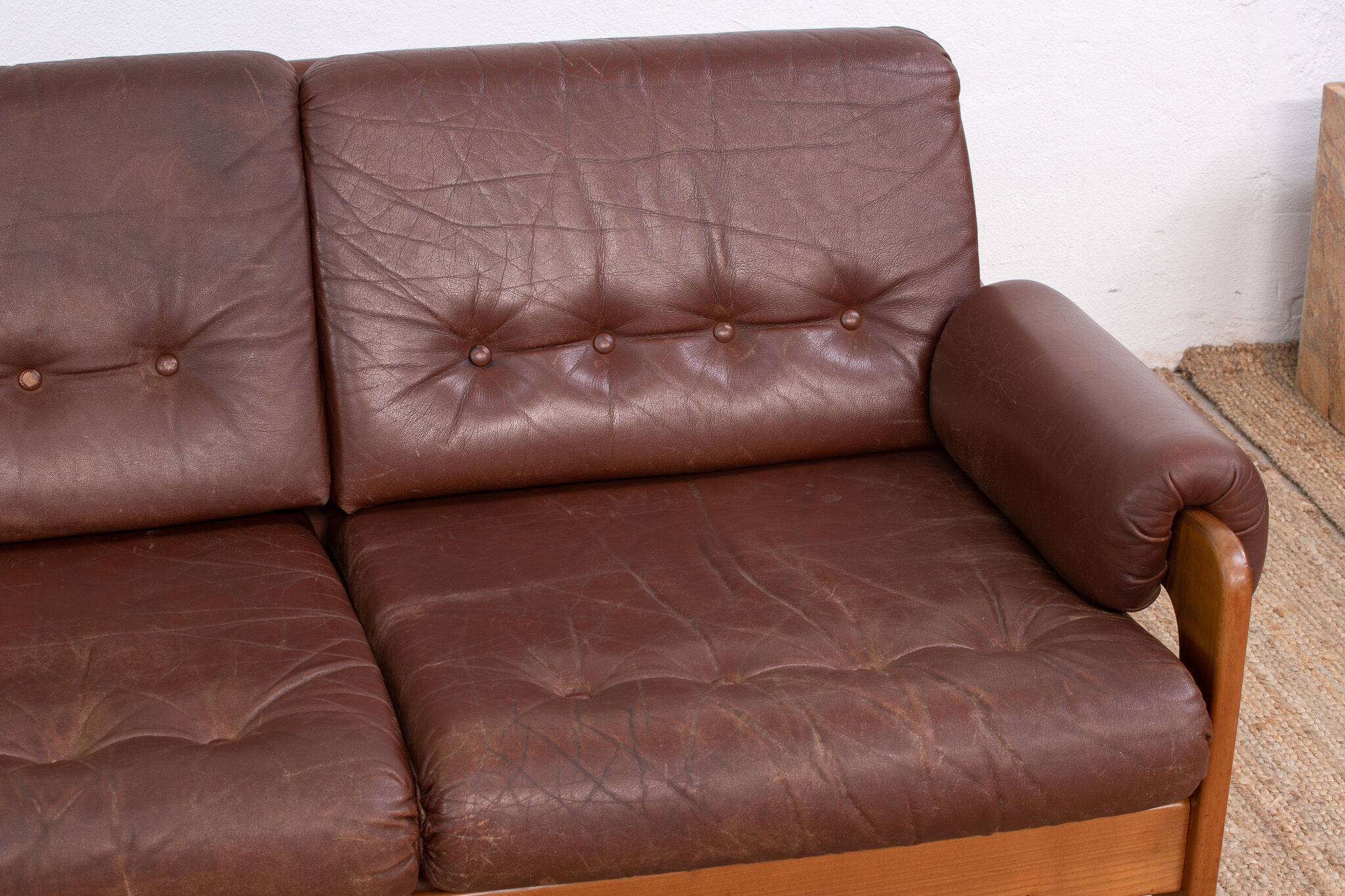 Scandinavian sofa – 205 cm