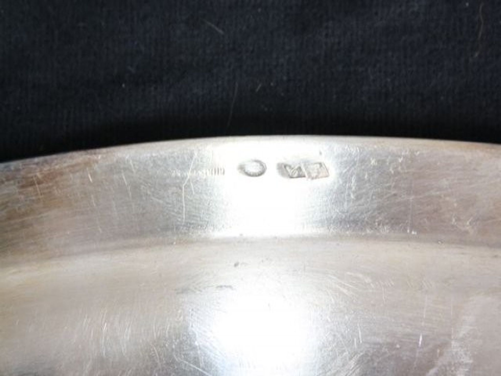 Plat ovale en métal argenté