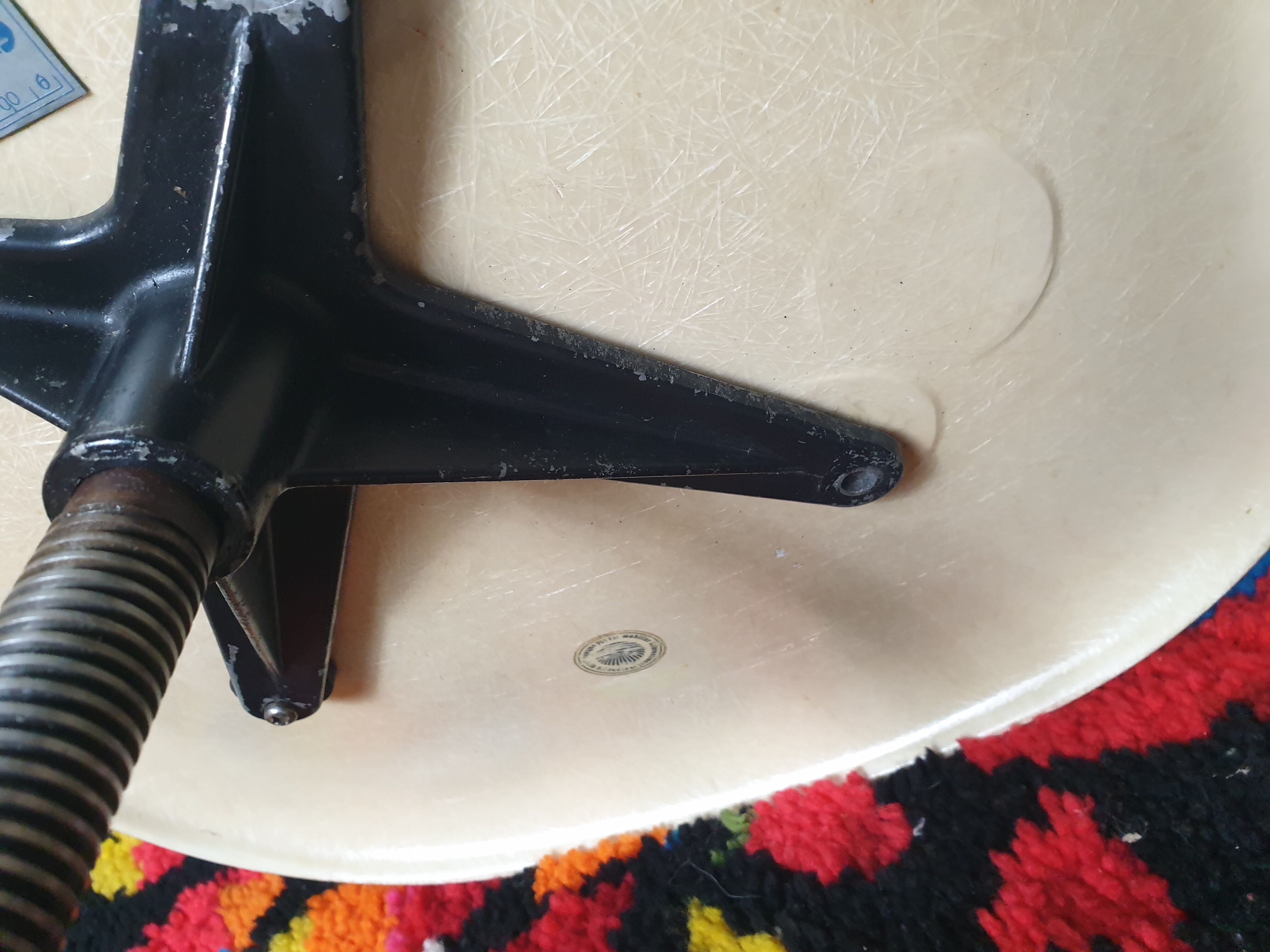 Office chair Ray and Charles Eames