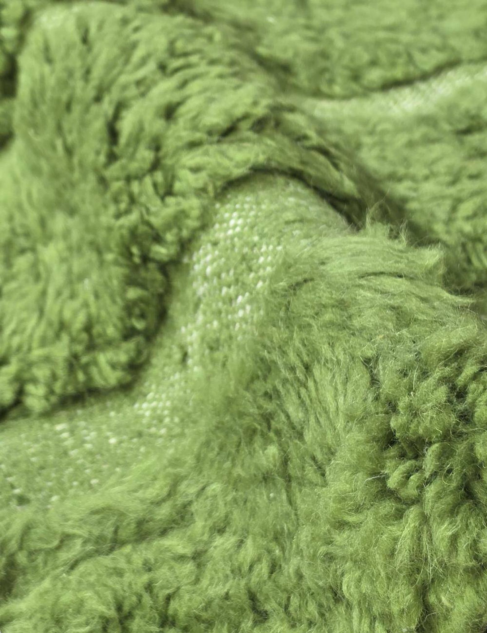 Contemporary Green Carpet - 316 x 242 cm