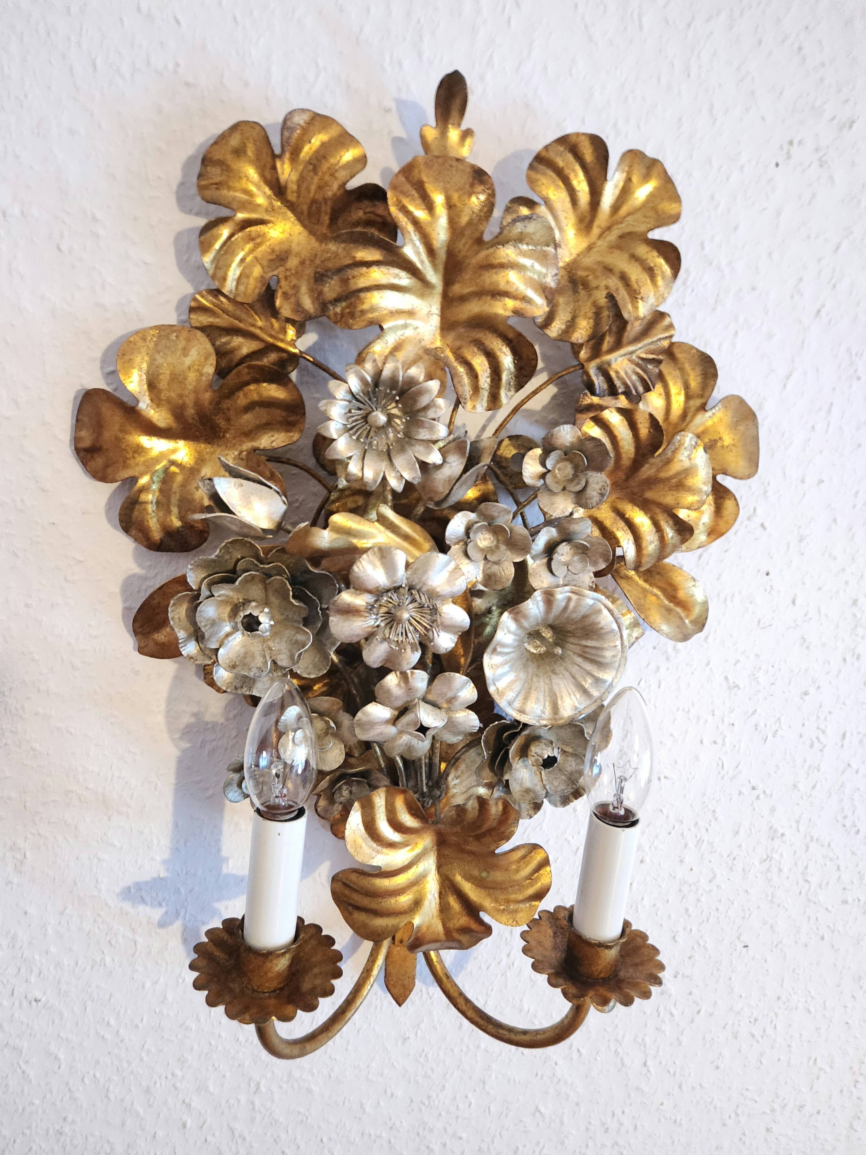 S.Salvadori Wandlampe vergoldet ersilbert Blumenmuster
