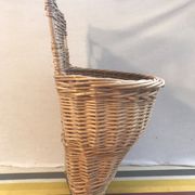 Old harvest basket picking in wick tressé vintage decoration