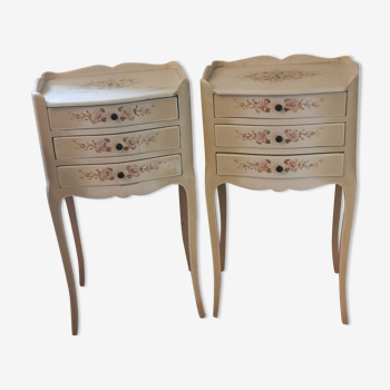 Pair of bedside tables louis XV style XX th century, painted floral decoration