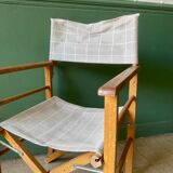 Casting chair