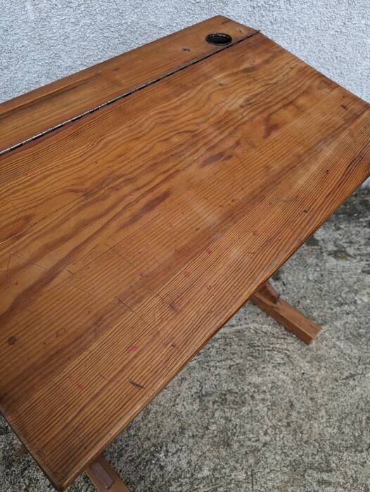 Children's desk, desk