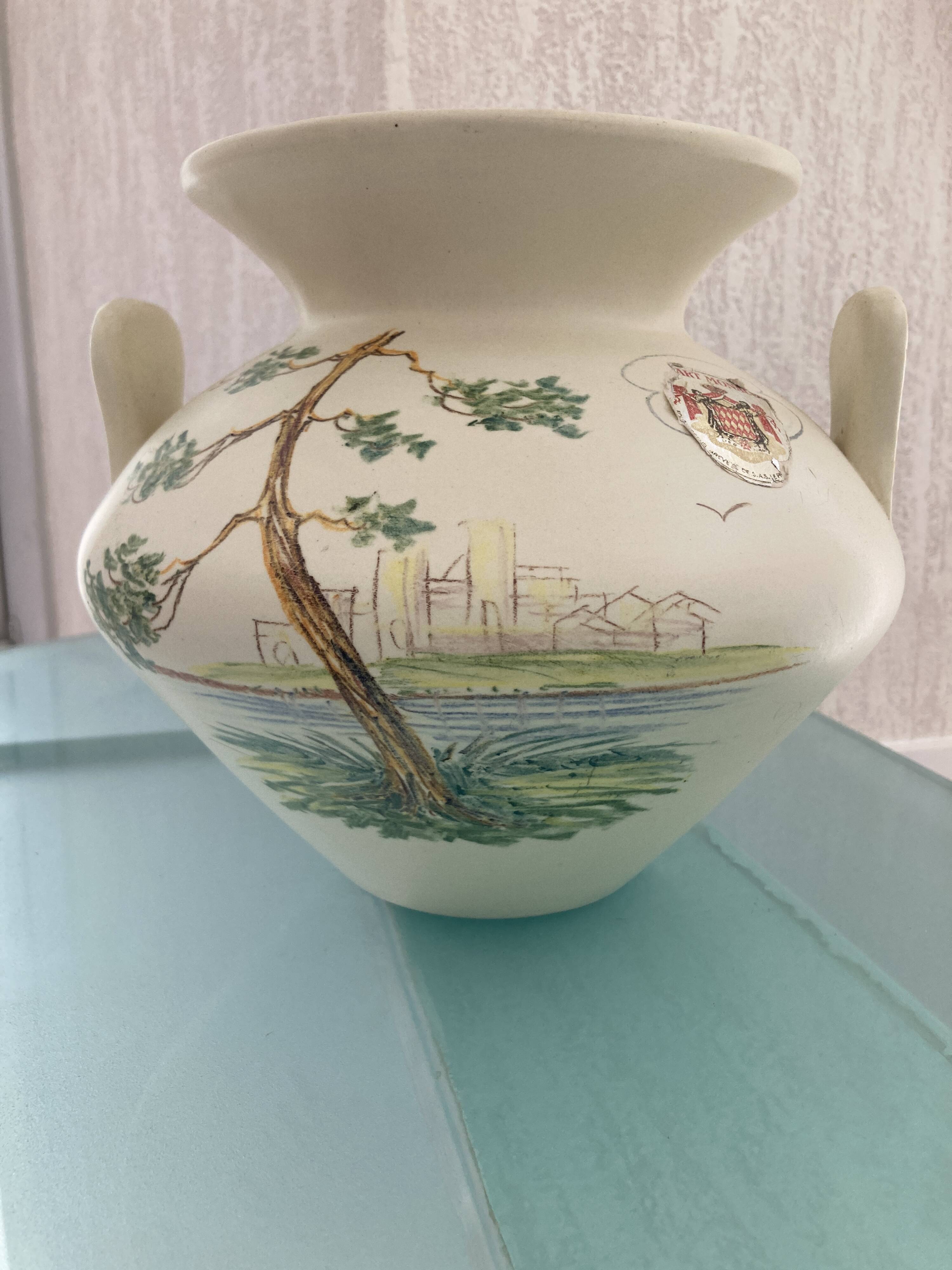 Vase with an original shape signed CERART from Monaco, 1950s-60s.