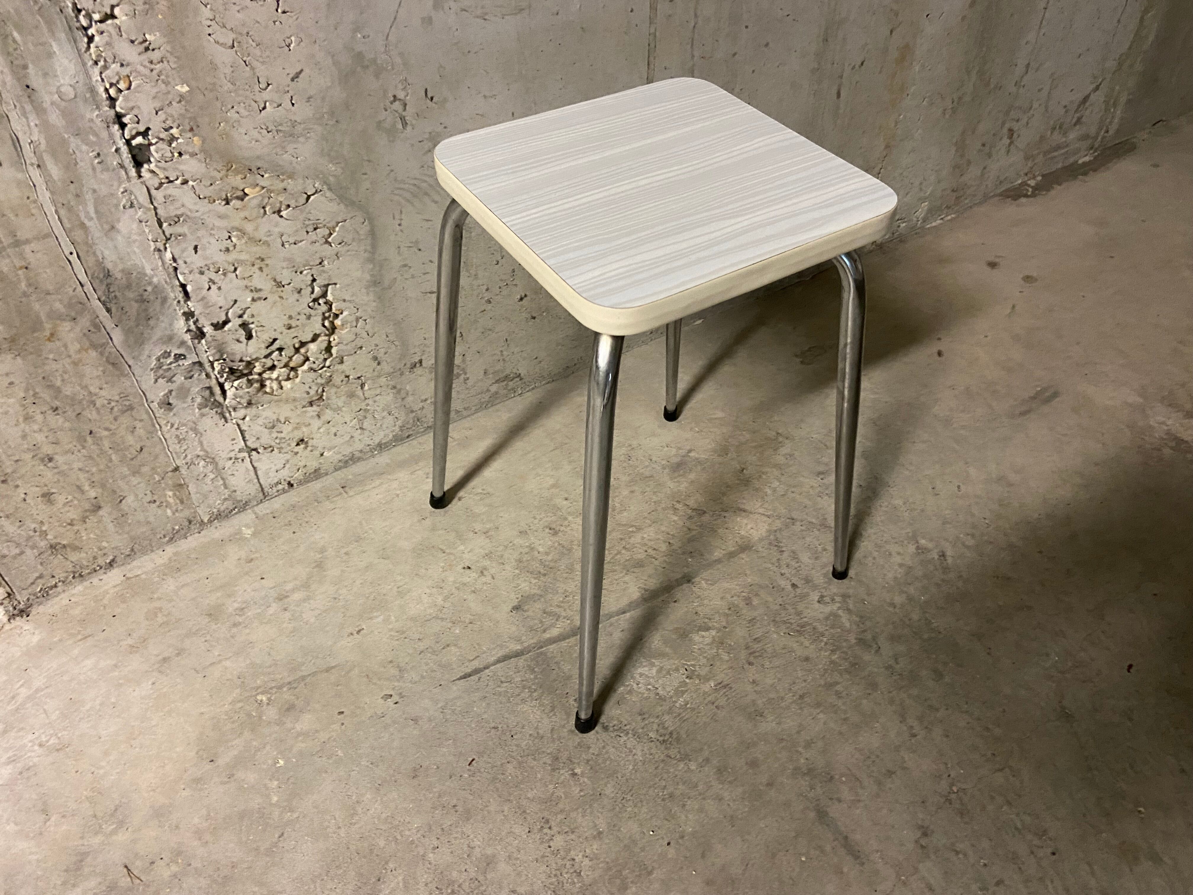 Formica stool 70s