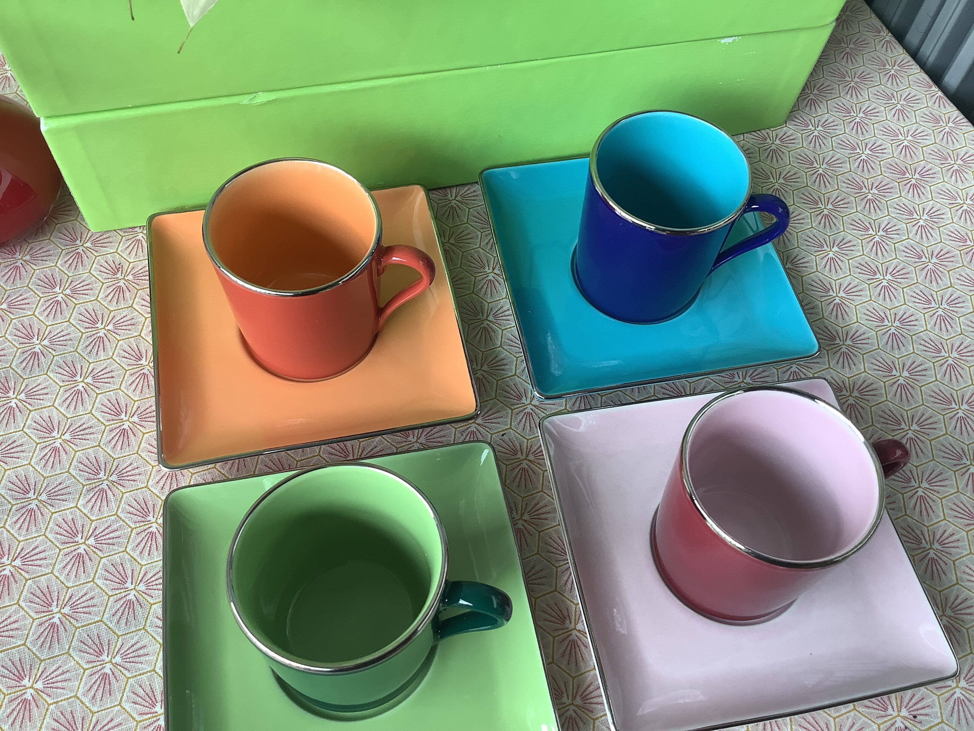 Apilco coffee cups, 2 boxes of 4 cups