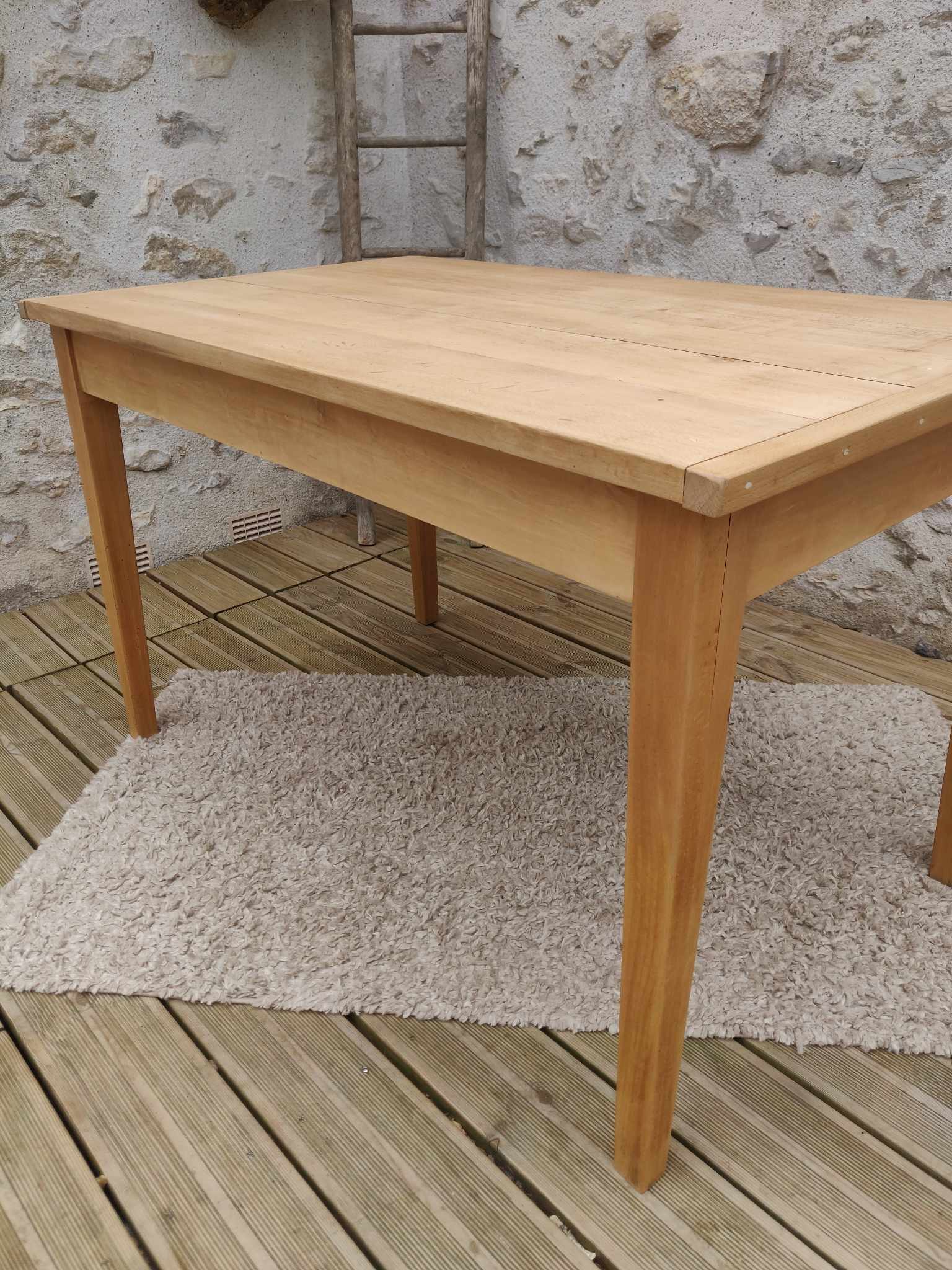 Farmhouse table
