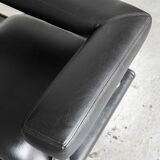 ‘Magazine’ easy chair by Michael Young